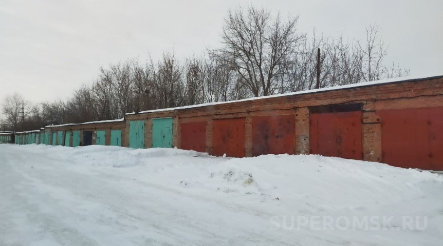 Омичи чаще регистрируют недвижимость при спаде числа сделок