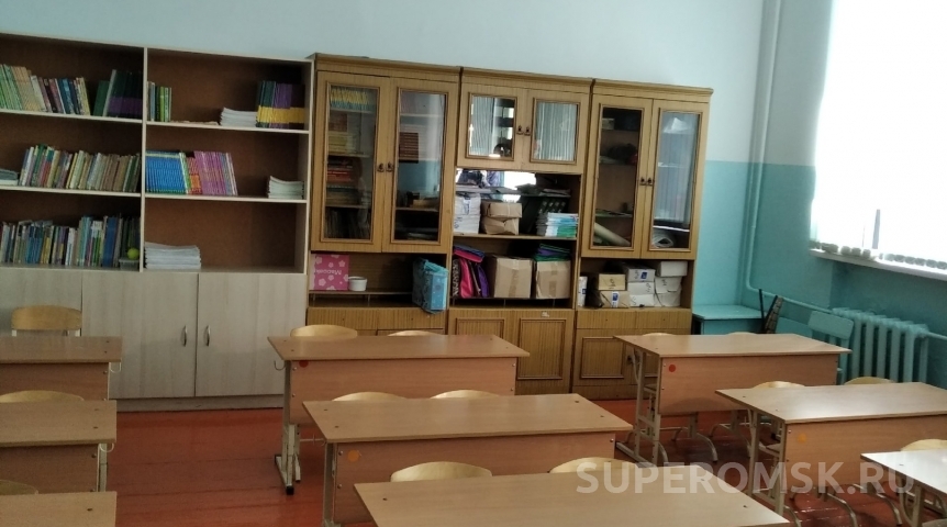 Оглашены даты последних звонков и выпускных в Омске