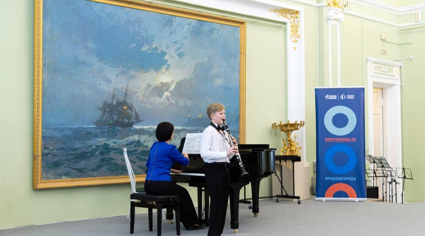 Омский НПЗ помог организовать школьный духовой оркестр