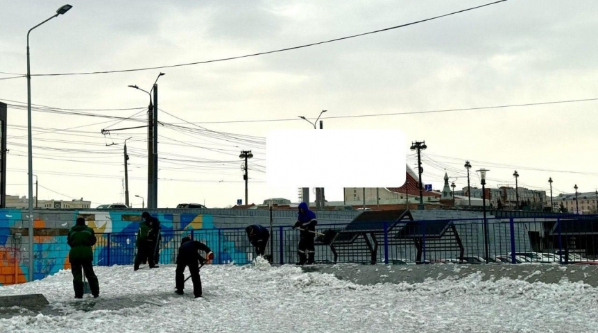 Сергей Шелест ответил юным скейтерам по поводу очистки омского скейт-парка на Бударина