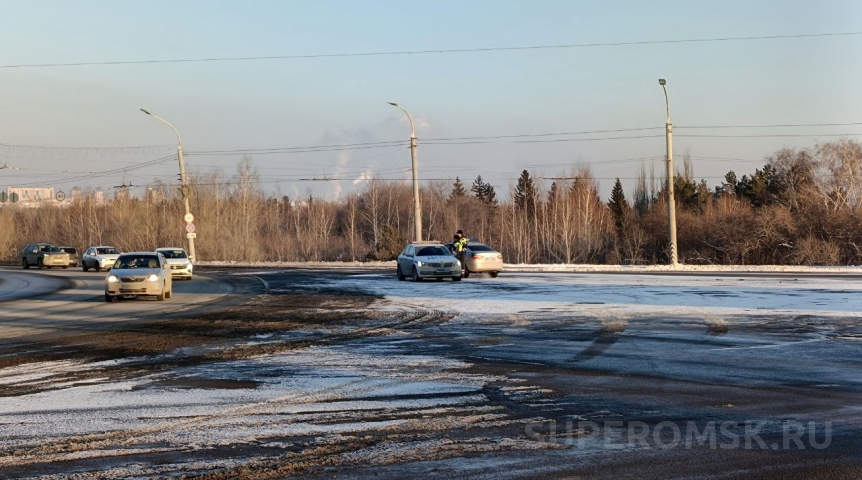 Омичи в дороге лишились автомобилей