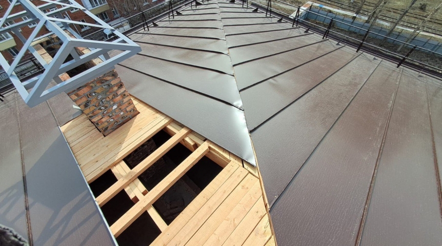 Мэр Омска Сергей Шелест контролирует ремонт гимназии № 88