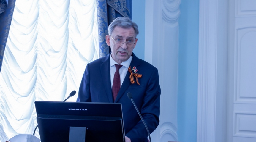 Александр Артемов обратился к депутатам перед стартом праздничных мероприятий в честь 80-летия Победы