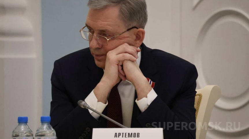 «СуперОмск» поздравляет Александра Артемова с днем рождения