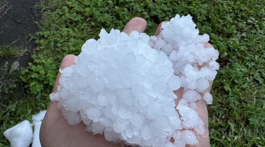 На Омскую область обрушится град