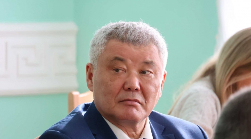 Правую руку главы ЦАО Омска вернули в область