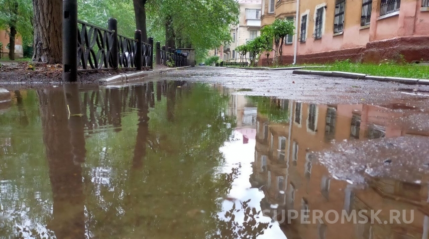 Износ омской ливневки достиг 60 %