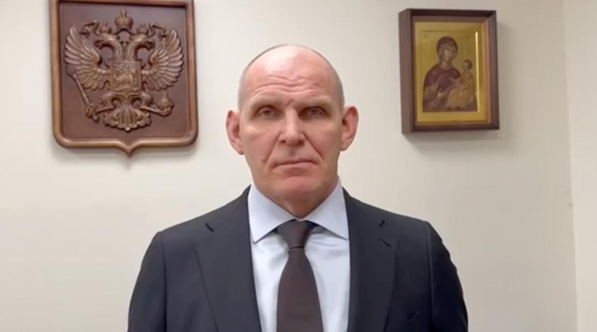 Карелин сделал обращение к юбилею омского СибГУФКа