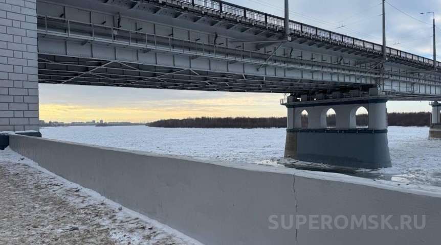 Омич высудил деньги с последствий ремонта Ленинградского моста