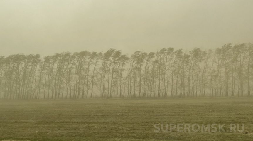 На Омск и область движется новая пылевая буря из Казахстана
