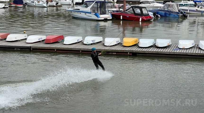 Экс-мэр Омска Двораковский взял в аренду часть Иртыша у «Зеленого острова»
