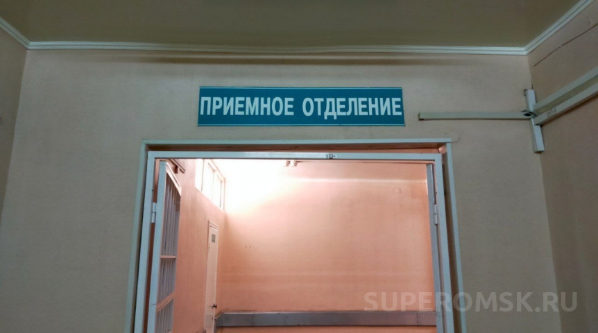 Омскому футболисту после матча пришлось восстанавливать нос