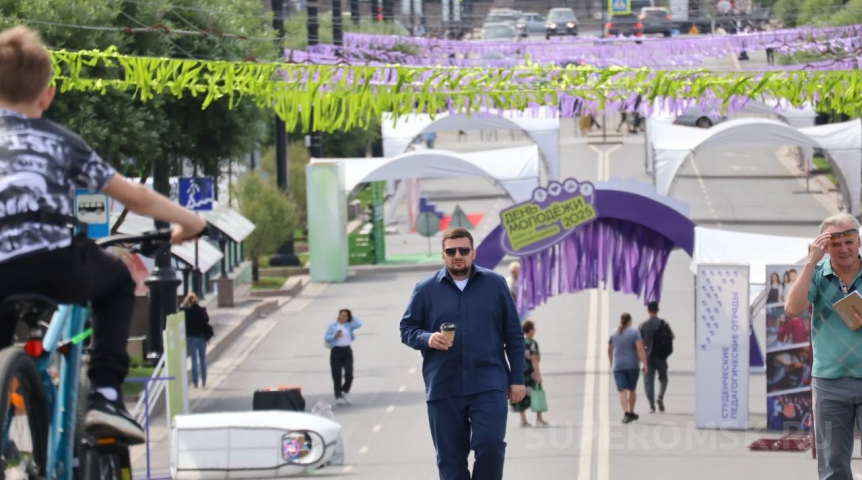 Колесник прокомментировал готовность локаций ко Дню молодежи в Омске