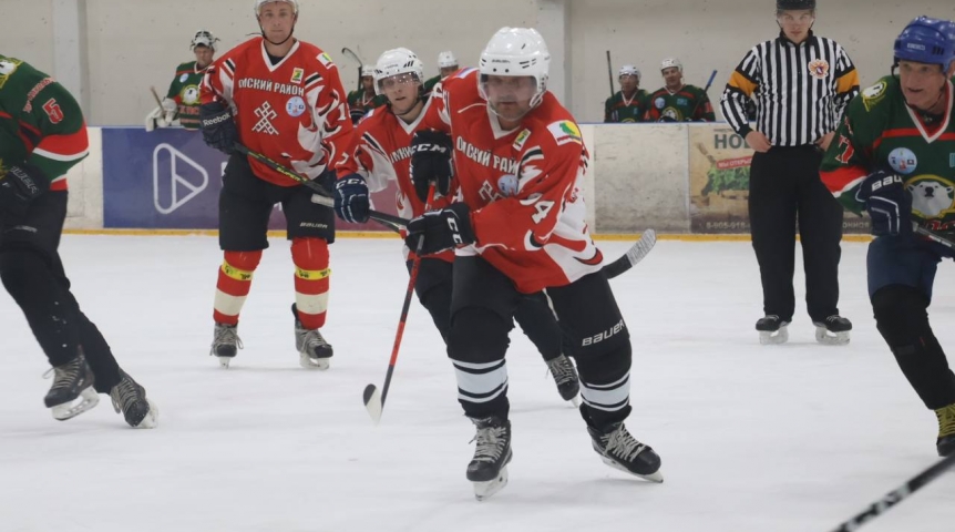 Глава Омского района Долматов прокомментировал хоккейный матч с командой из Казахстана