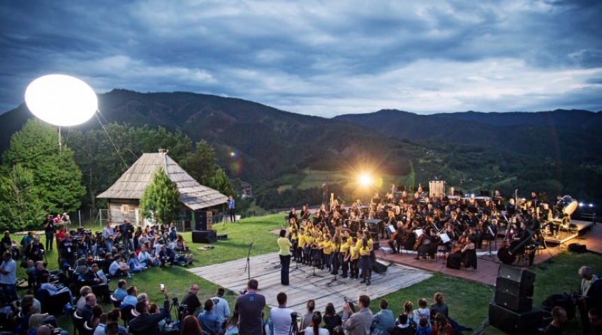 Две омички отправятся на международный фестиваль Кустурицы Kustendorf CLASSIC