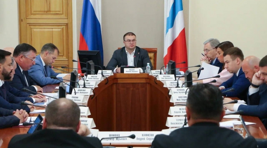 Губернатор Хоценко объявил о конкурсе для районов на звание «Молодежная столица Омской области»