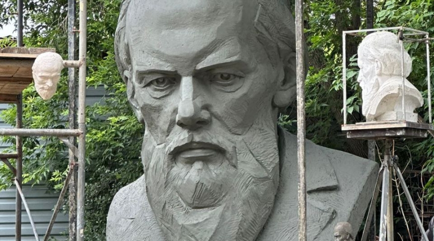 Раскрыты детали «облика» будущего памятника Достоевскому в Омске