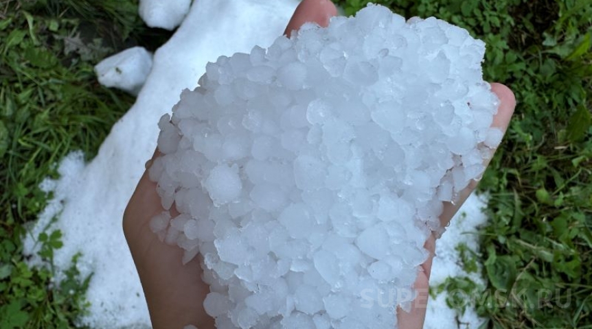 На Омскую область передали очередной сильный шторм