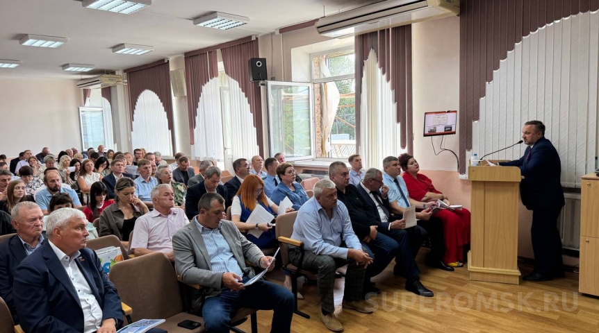 Геннадий Долматов сообщил о помощи Омского района участникам СВО