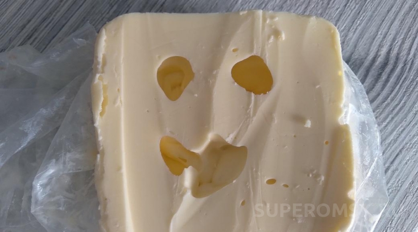 Поставщику в соцобъекты Омска и ХМАО дали предостережение из-за продукции неизвестного происхождения