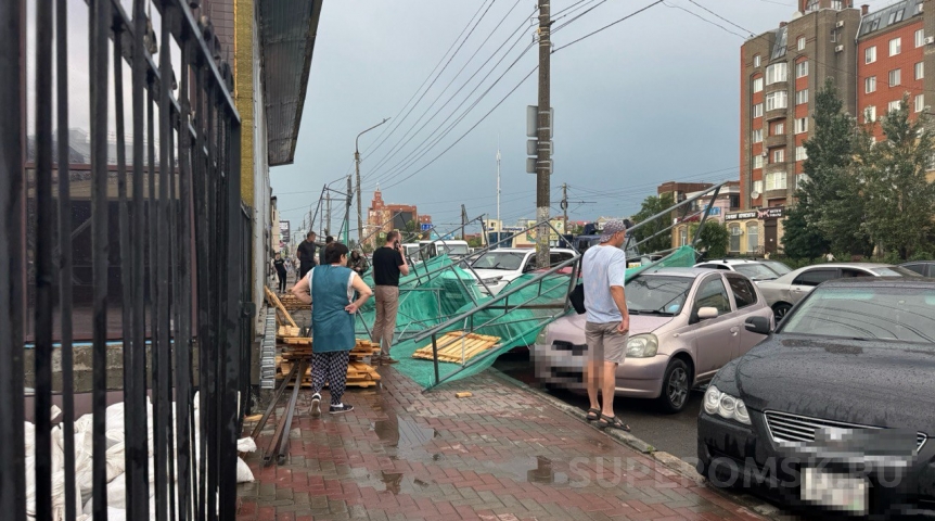 Мэр Омска Сергей Шелест выступил с поручением после урагана