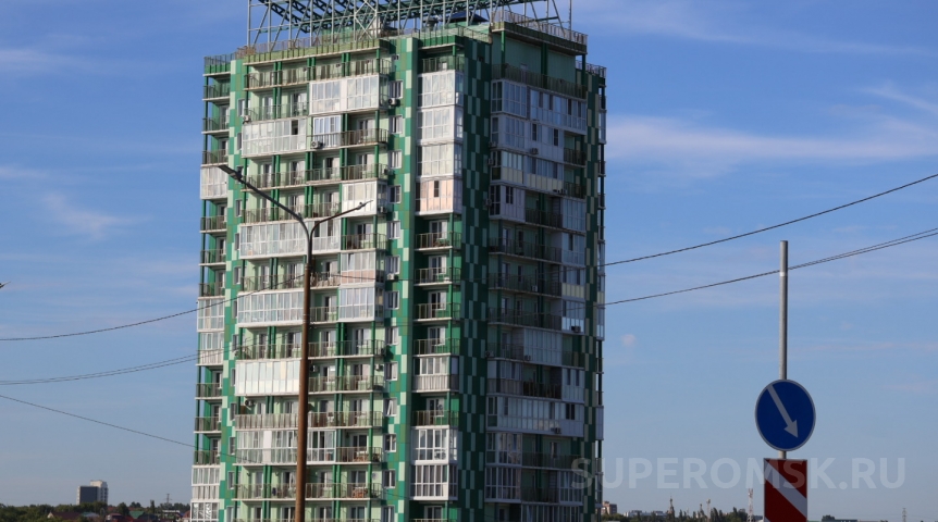 «Зеленый» дом Фадиной у моста в Омске вновь затапливает