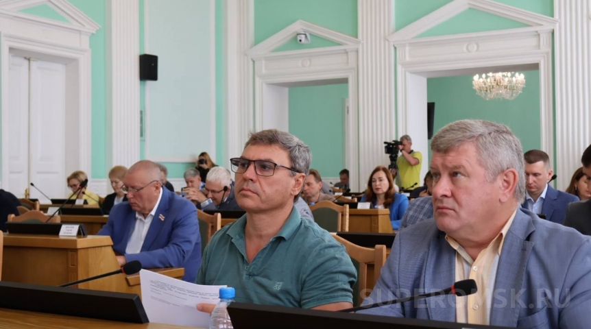 Шелест отчитался о работе с выросшим городским бюджетом Омска