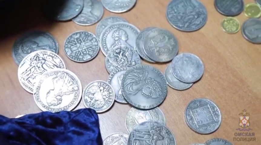 В Омске два брата пойдут под суд из-за торговли старинными монетами