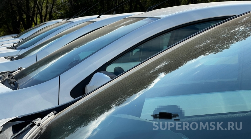 Генпрокуратура разберется с ценами на такси в Омске во время сбоев мобильного интернета