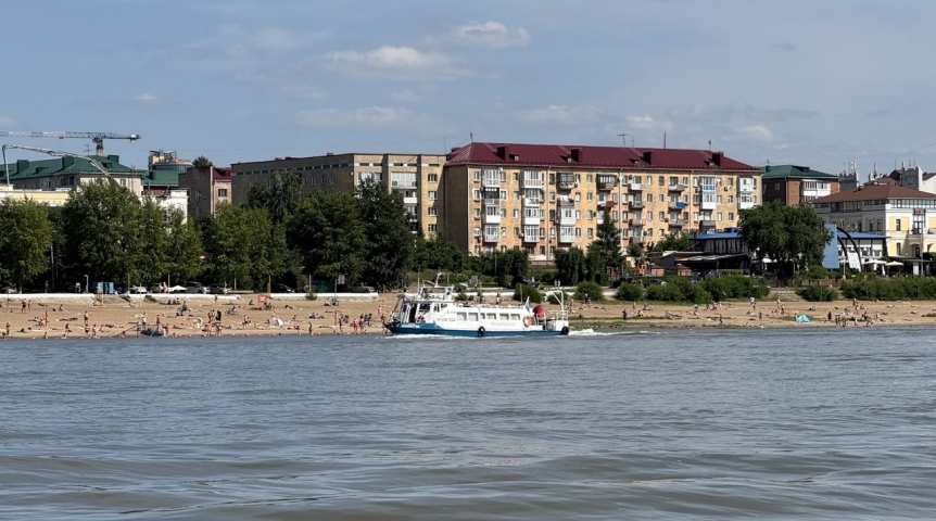 Водный маршрут из Омска в Большеречье закрыли из-за денег