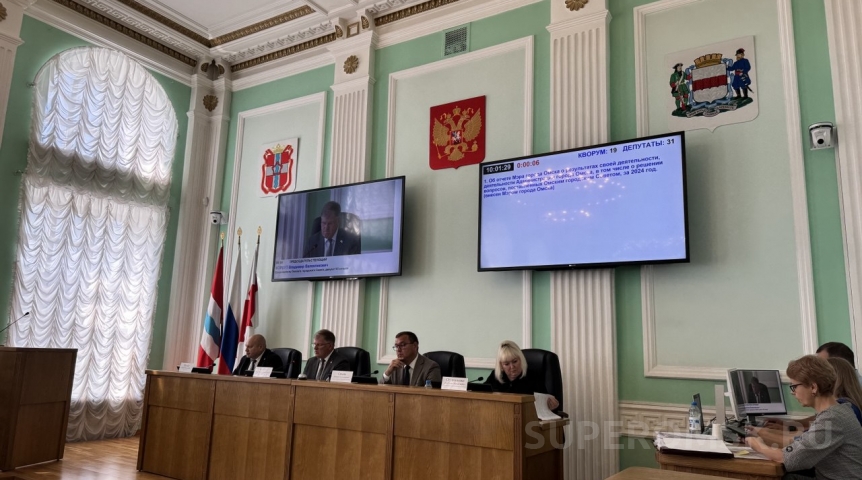 Мэр Омска Шелест рассказал о работе по улучшению городской среды