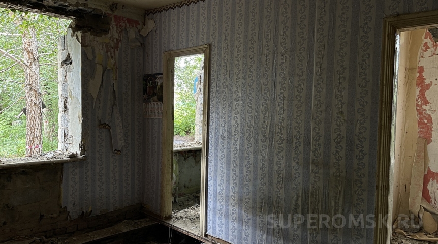 В Омске ввели два режима повышенной готовности из-за угрозы обрушения домов