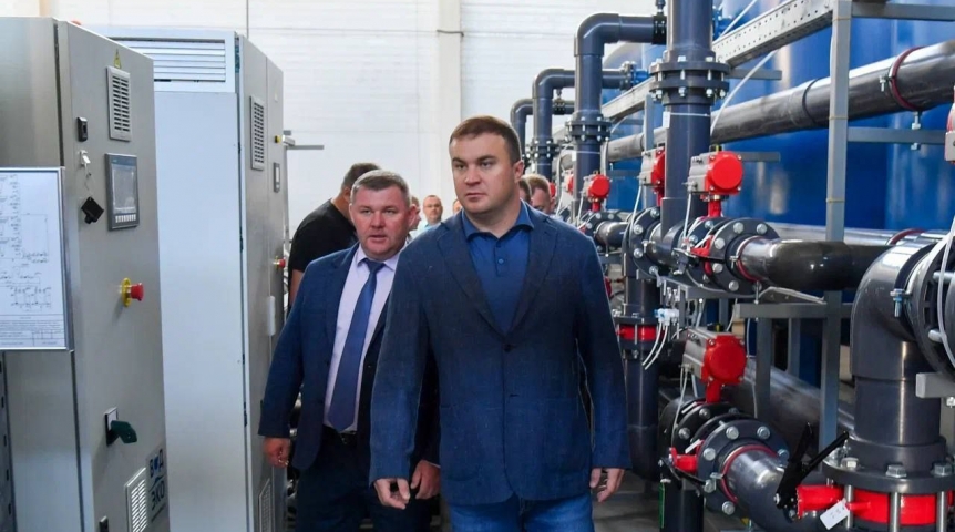 Омский губернатор Хоценко работает в Черлакском районе