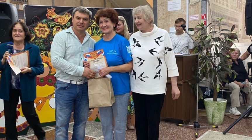 Совет ветеранов Октябрьского округа подвел итоги «Флоры-2025»