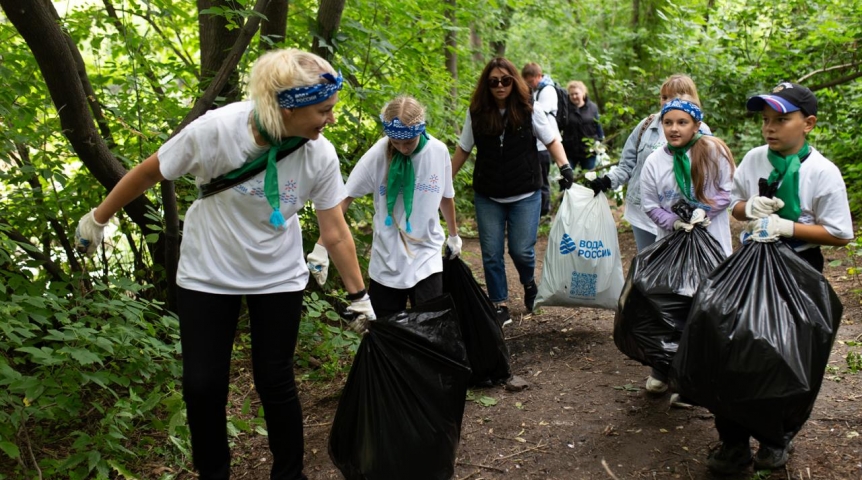Омь стала чище: в Омске прошла Всероссийская акция «Вода России»