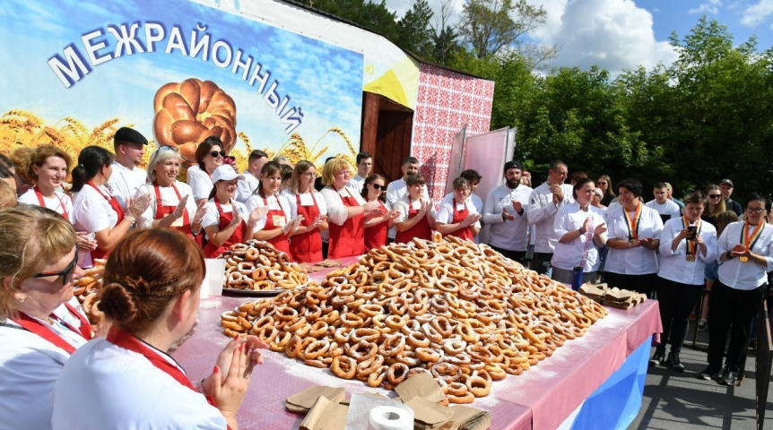 В омском Калачинске установили рекорд на День города