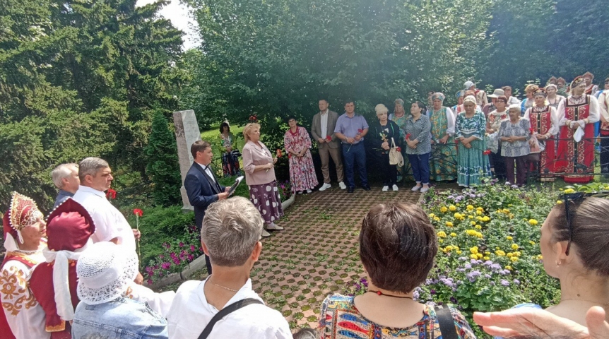 Геннадий Долматов сообщил о проведении праздника «Яблоневая Русь» в Омском районе