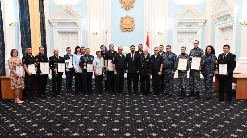 Омская полиция показала лучших участковых