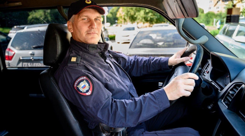 Шелест назвал лучших патрульно-постовых Омска