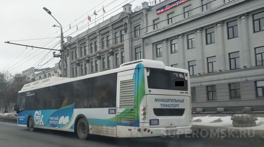 Общество В Омске не станут возвращать отмененный летом автобусный маршрут