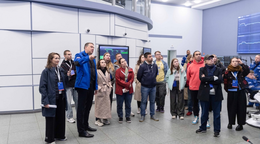 Журналистам Сибири и Урала показали технологии производства топлива на Омском НПЗ