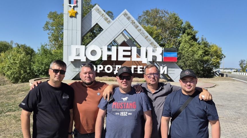 Дмитрий Сахань представил итоги гуманитарной миссии омских депутатов в новые регионы