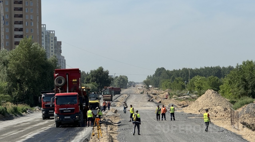 Общество На Левобережье Омска начали и перестали строить новую дорогу