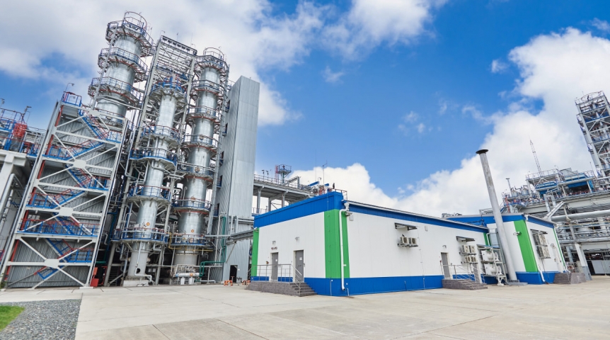 Завод «Омский каучук» работает в режиме НМУ