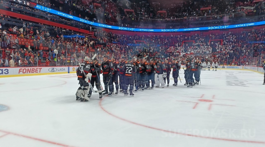 Омский «Авангард» в матче с вратарской дракой в шесть раз переиграл «Адмирал»