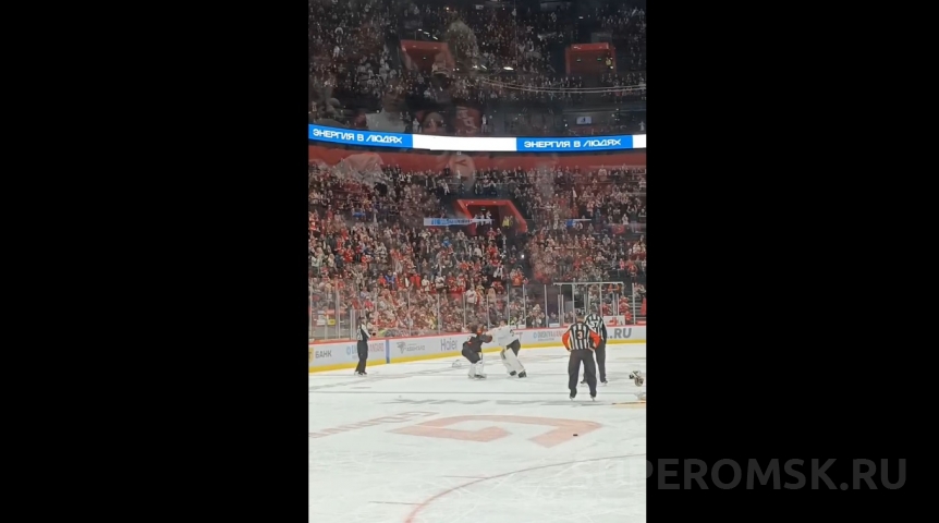 «Не жалею»: вратарь омского «Авангарда» объяснил драку с вратарем «Адмирала»