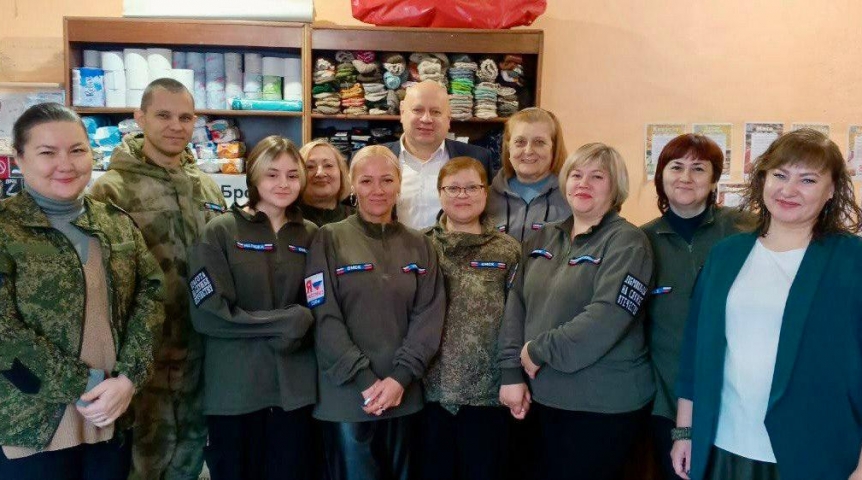 Мэр Омска Шелест поблагодарил волонтеров группы «СВОи Степной»