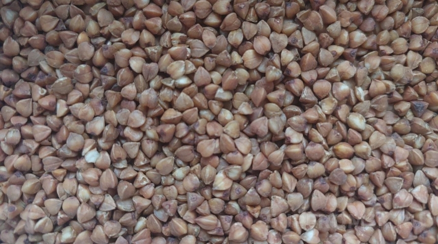 Власти опровергли фейк об ограничении продажи гречки в Омской области