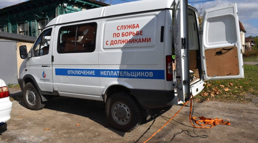 В Омске должникам массово отключают холодную воду