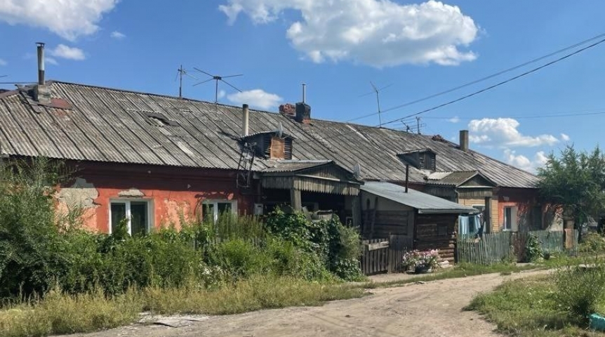 У омичей изымут квартиры в доме с обвалившимся потолком